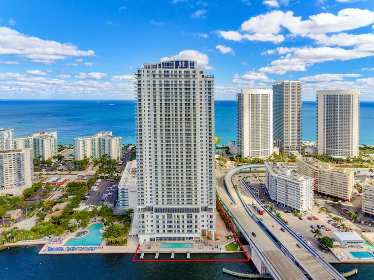 5 Amenities Luxury 3 Bedroom Front Intercostal View Hollywood Luaran gambar